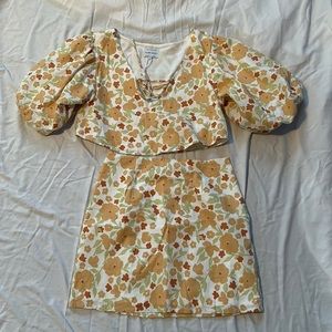 Sabo Skirt Matching Set. NWT. Size S shirt and M bottoms.